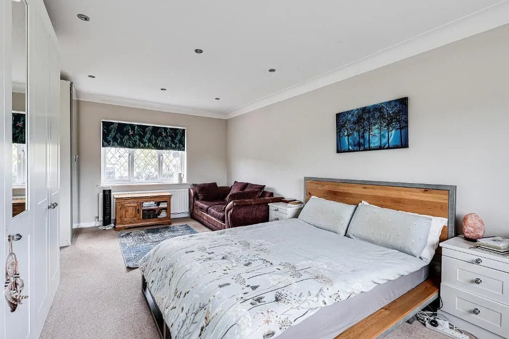Ewhurst Avenue, Sanderstead, photo 16