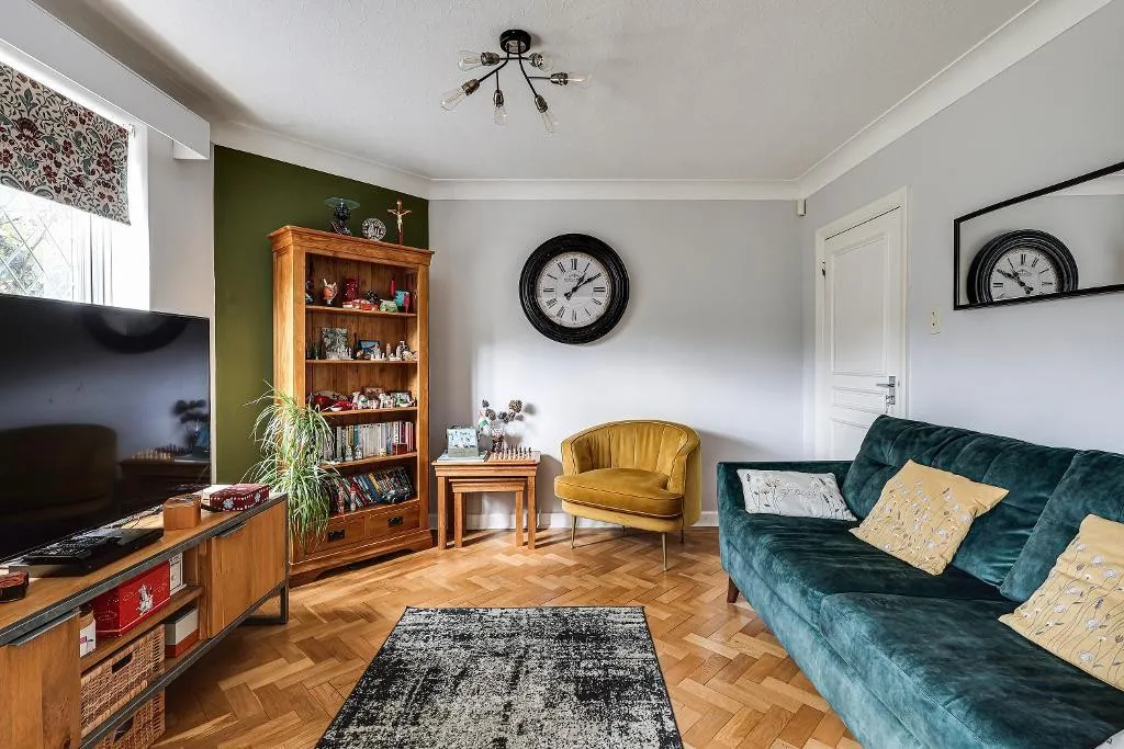 Ewhurst Avenue, Sanderstead, photo 10