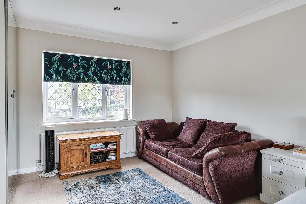 Ewhurst Avenue, Sanderstead, photo 17