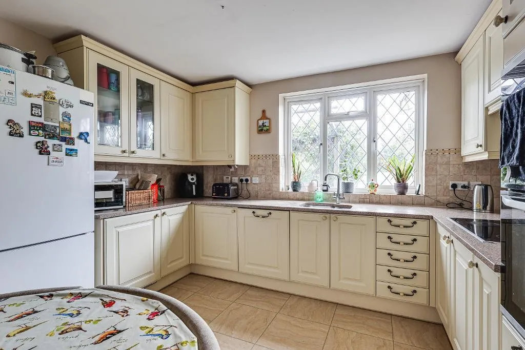 Ewhurst Avenue, Sanderstead, photo 13
