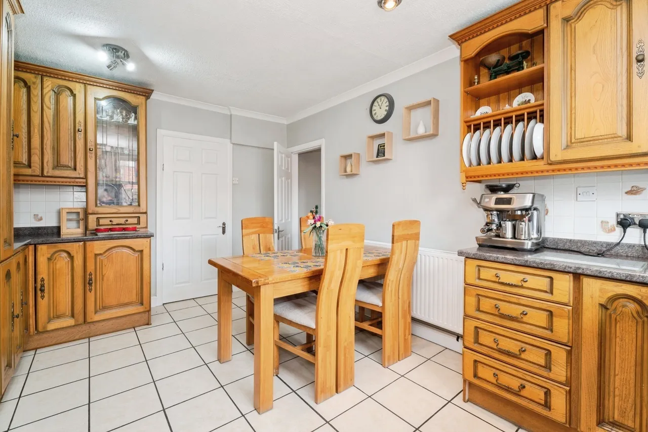 Weasenham Road, Great Massingham, King's Lynn, Norfolk, PE32, photo 5