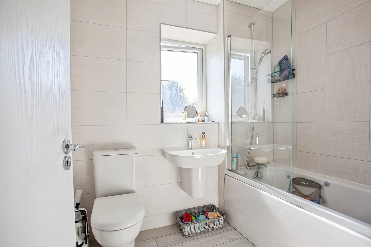 Redstart Drive, Waverley, Rotherham, photo 12