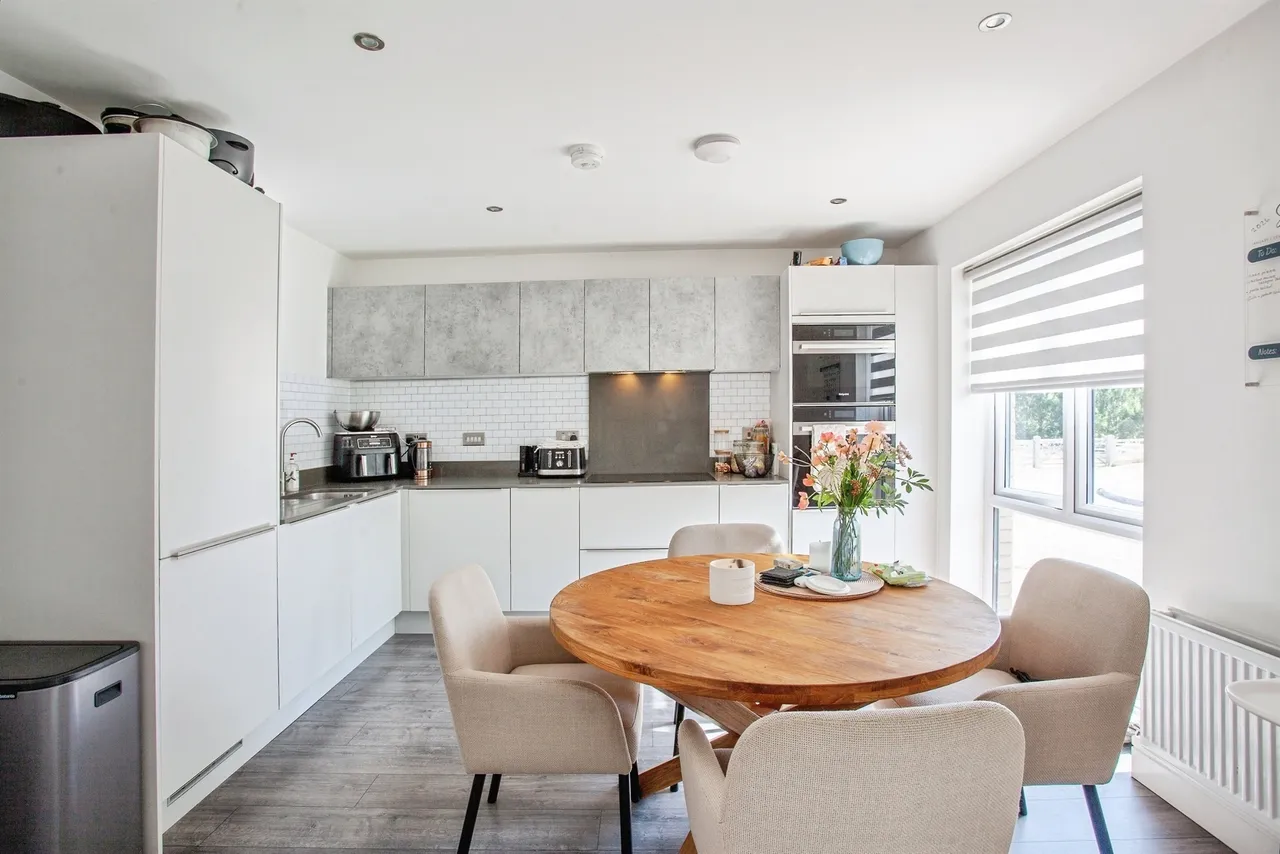 3 bed house for sale — Redstart Drive, Waverley, Rotherham
