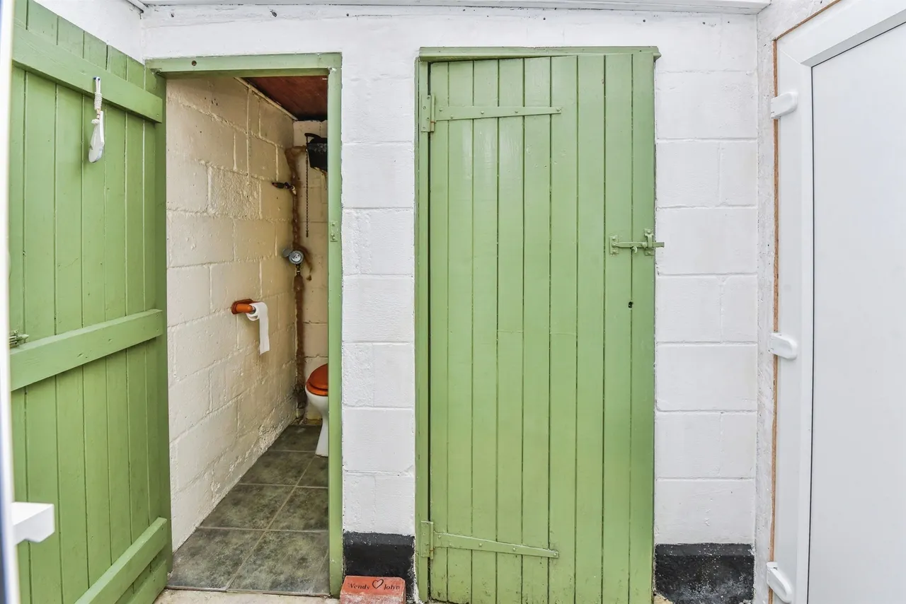 Court Orchard, Bratton, BA13, photo 16