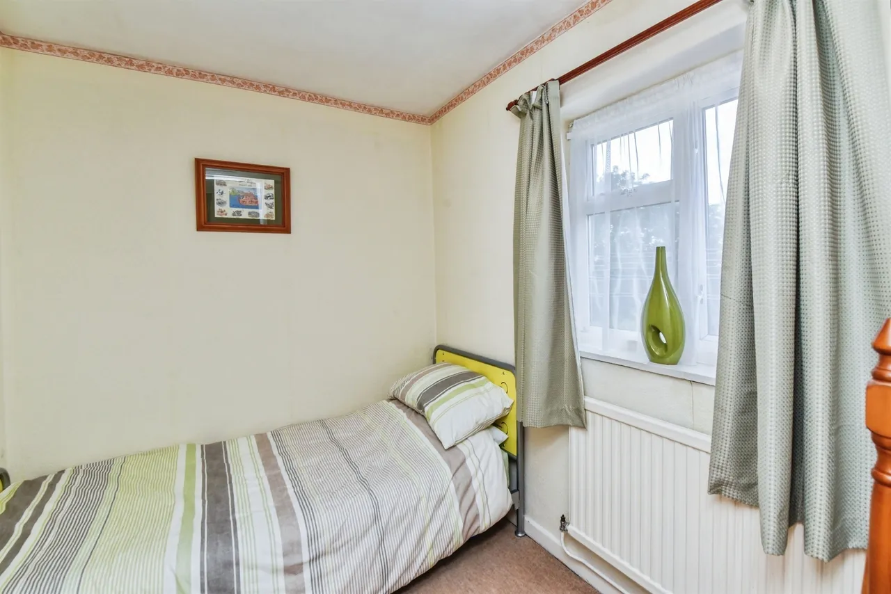 Court Orchard, Bratton, BA13, photo 12