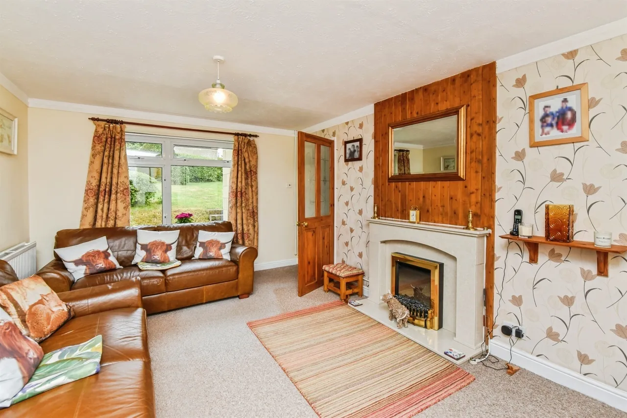 Court Orchard, Bratton, BA13, photo 3