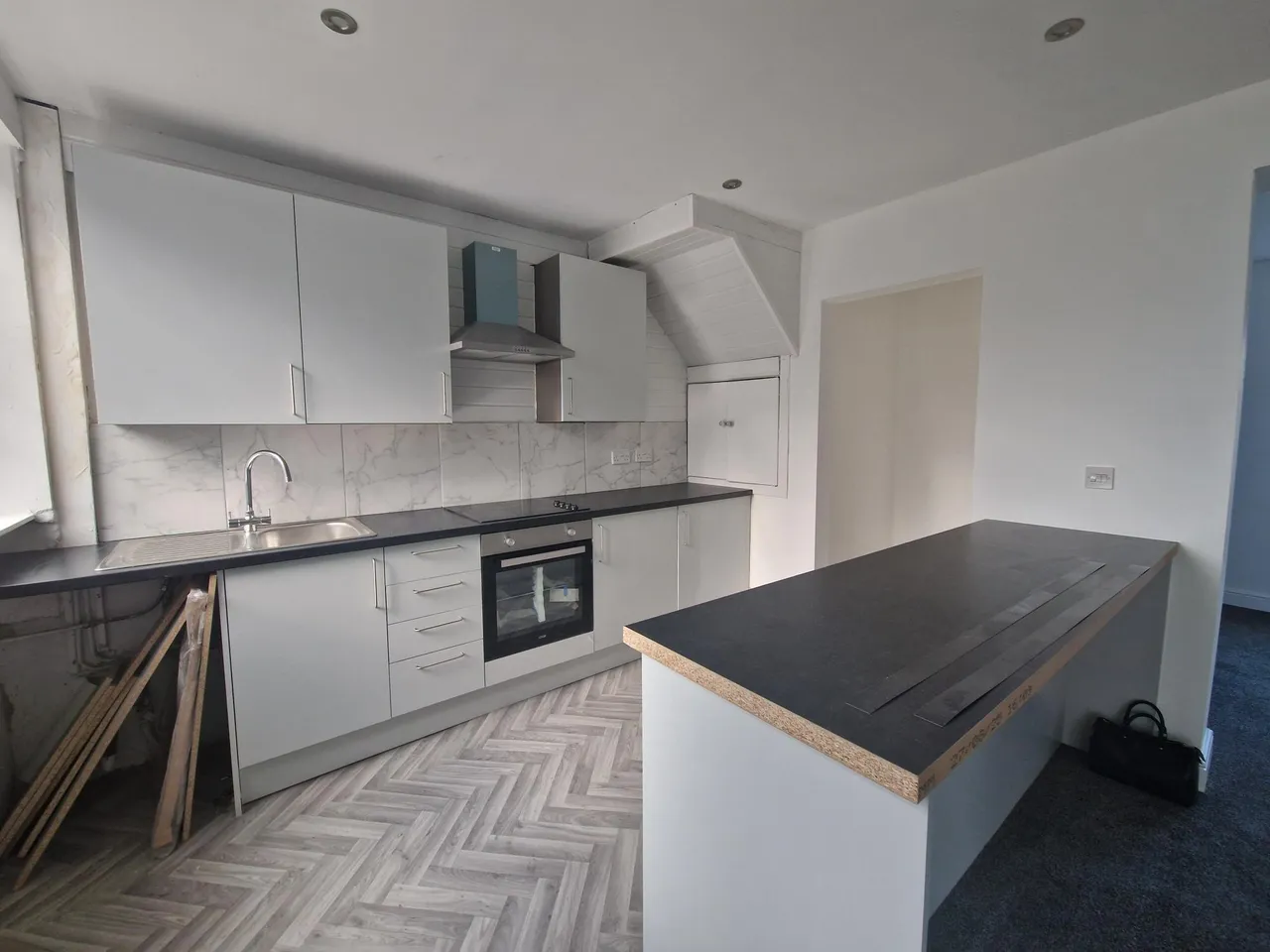 Westbourne Crescent, Pontefract, WF8, photo 11