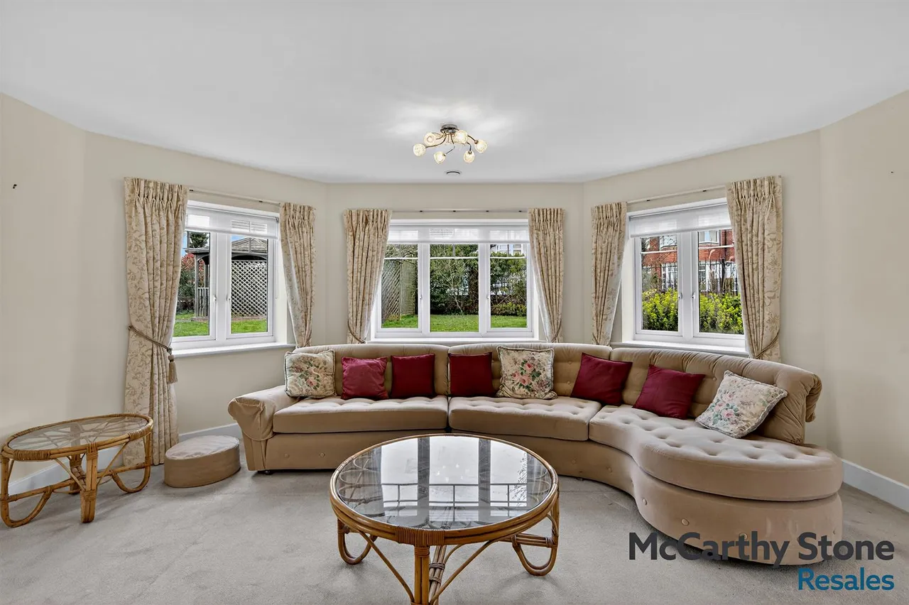 Raglan Road, Frinton-On-Sea, CO13, photo 10