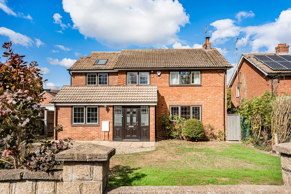 5 bed property for sale, Lydalls Road, Didcot