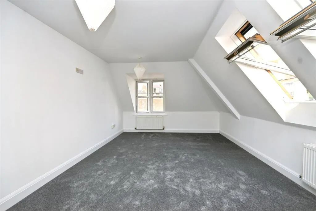 Lismore Road, Eastbourne, photo 3