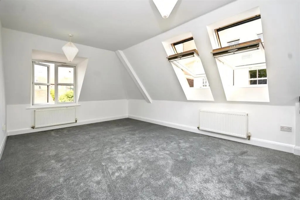 Lismore Road, Eastbourne, photo 2