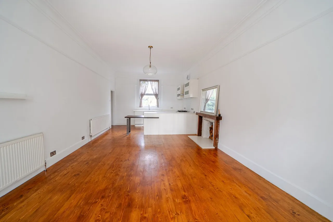 Elmers End Road, SE20, photo 3