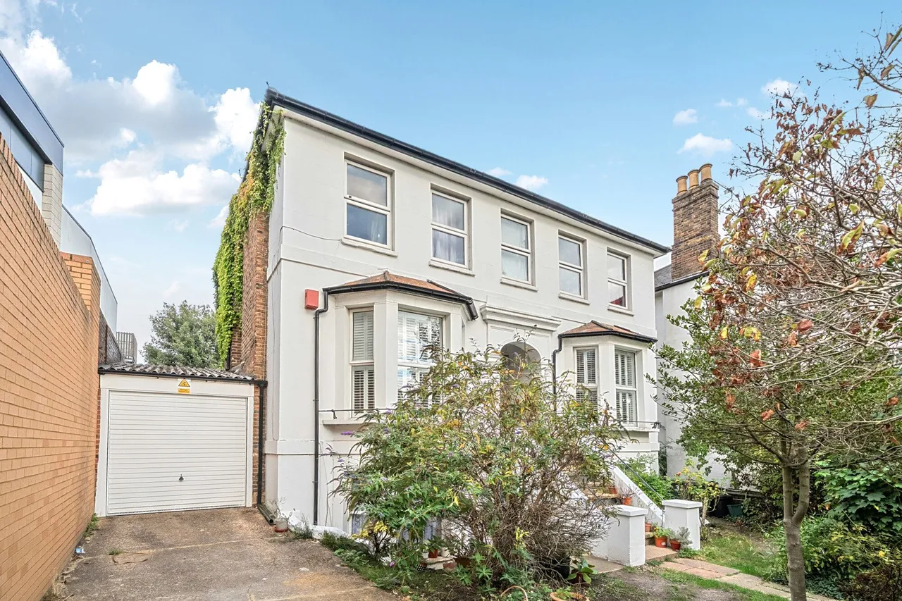 Elmers End Road, SE20, photo 5