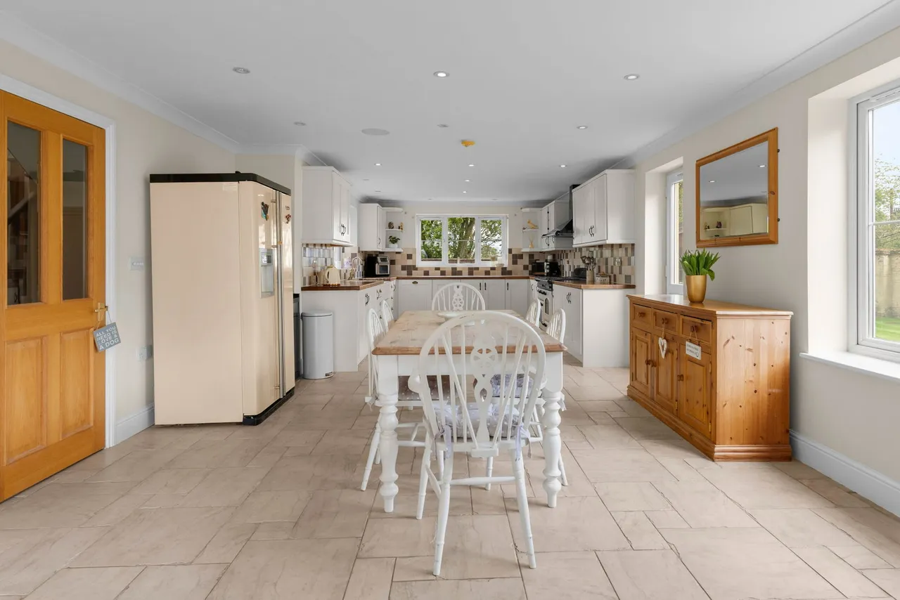 Toppesfield, Brook End, SG9, photo 6