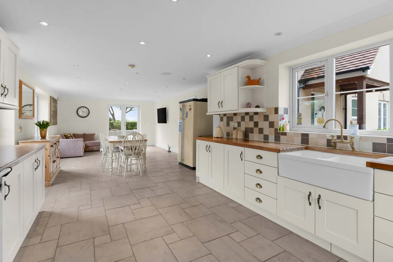 Toppesfield, Brook End, SG9, photo 5