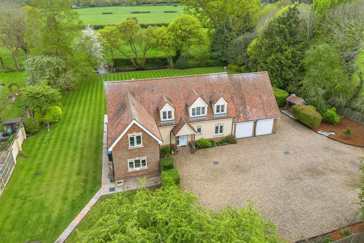 Toppesfield, Brook End, SG9, photo 2