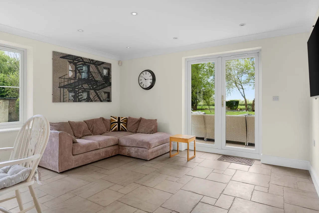 Toppesfield, Brook End, SG9, photo 13