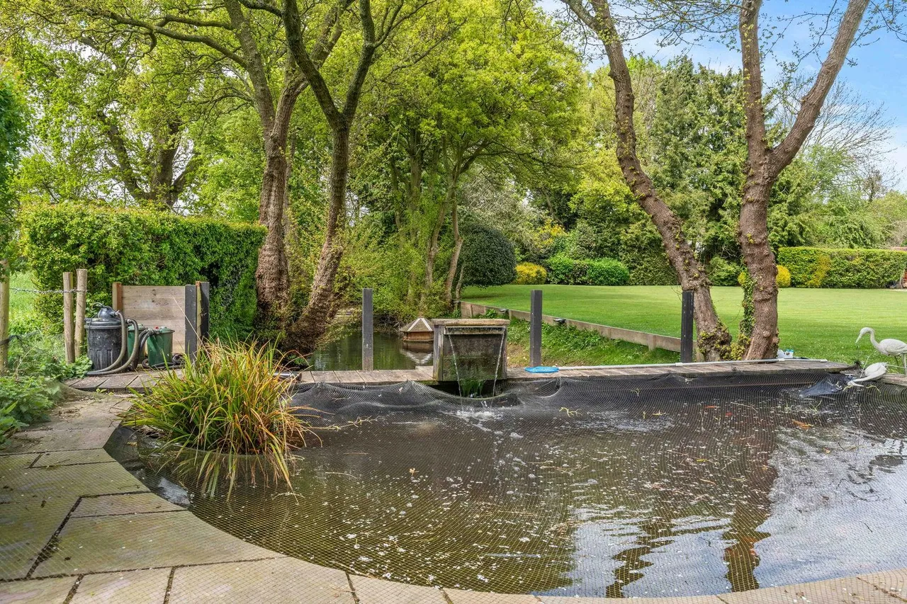 Toppesfield, Brook End, SG9, photo 33