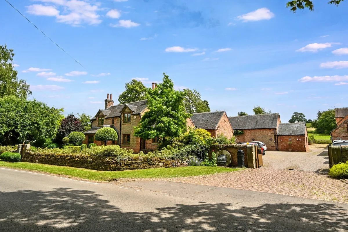 Sides Lane, Snelston, DE6, photo 28