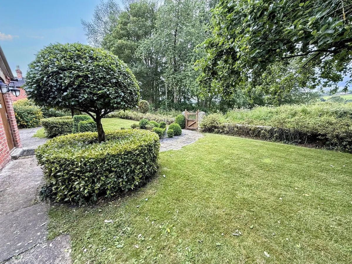 Sides Lane, Snelston, DE6, photo 24