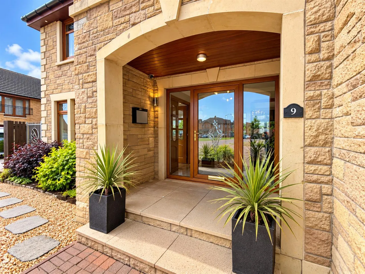 Ravenshall, Cleland, Motherwell, ML1 5HT, photo 2