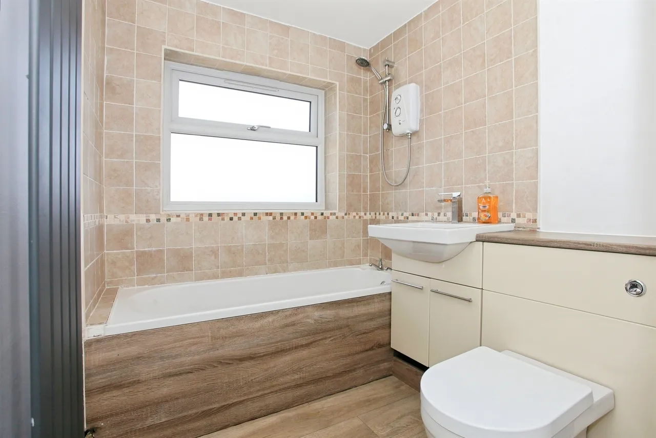 Field Terrace, Peterborough, PE7, photo 12