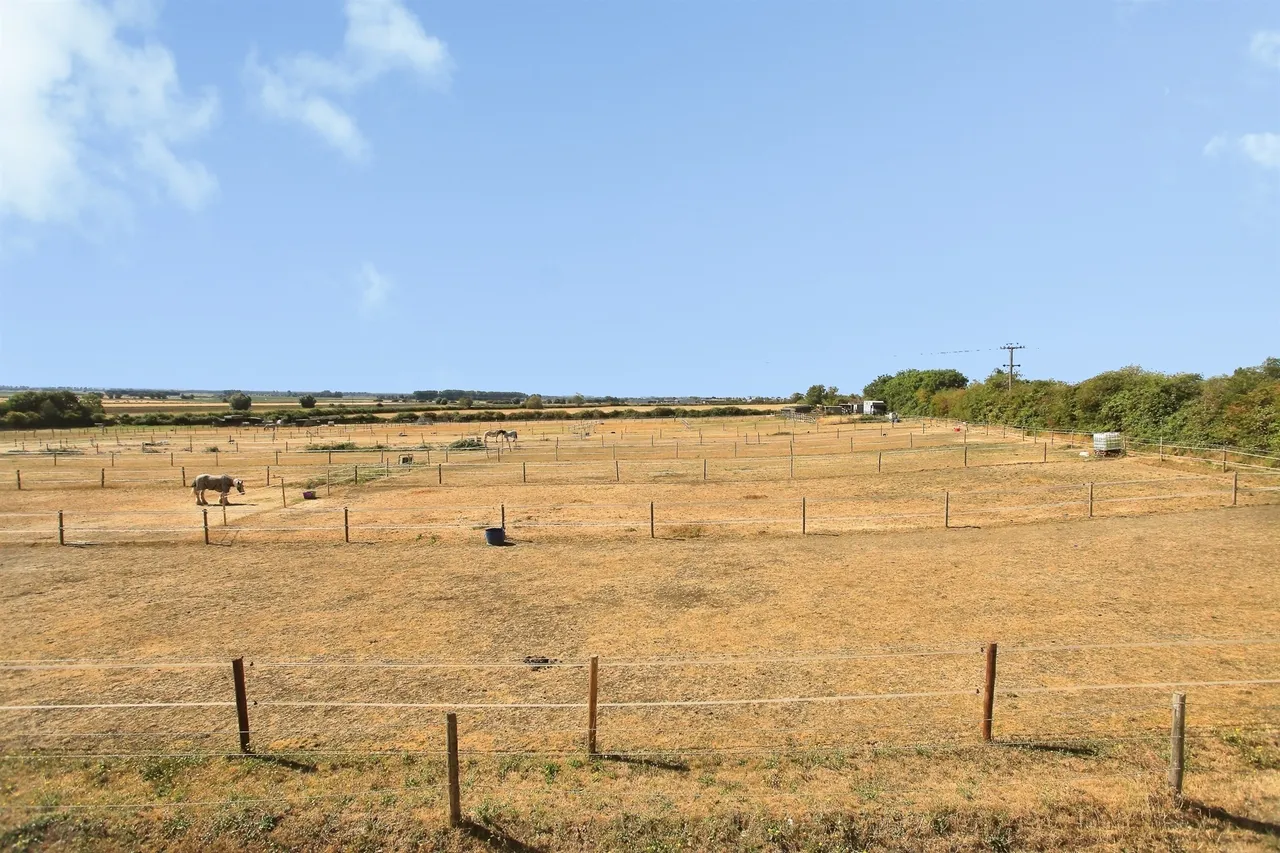 Field Terrace, Peterborough, PE7, photo 9
