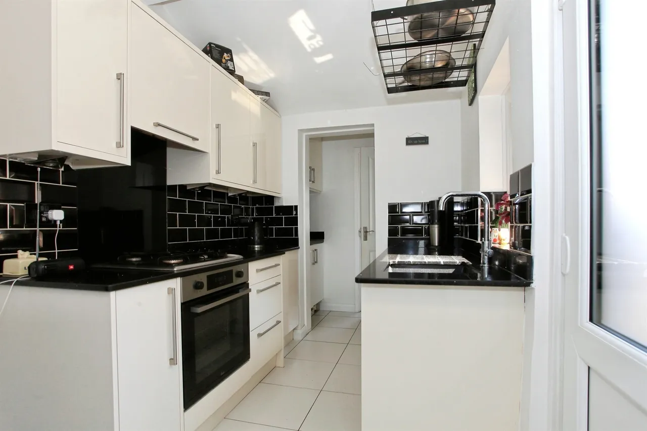 Field Terrace, Peterborough, PE7, photo 5