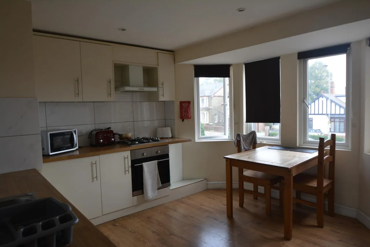 Fletton Avenue, Fletton, Peterborough, PE2, photo 5