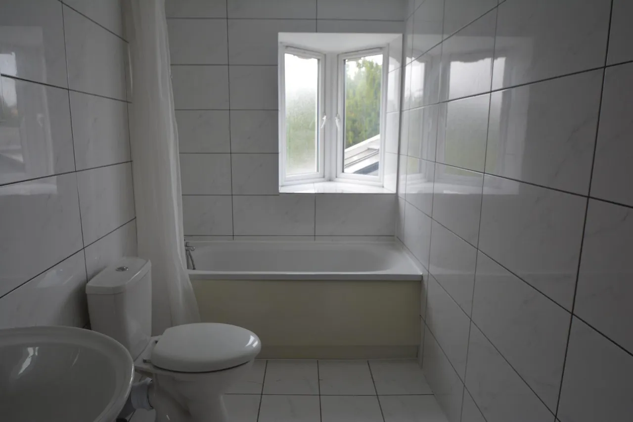 Fletton Avenue, Fletton, Peterborough, PE2, photo 9