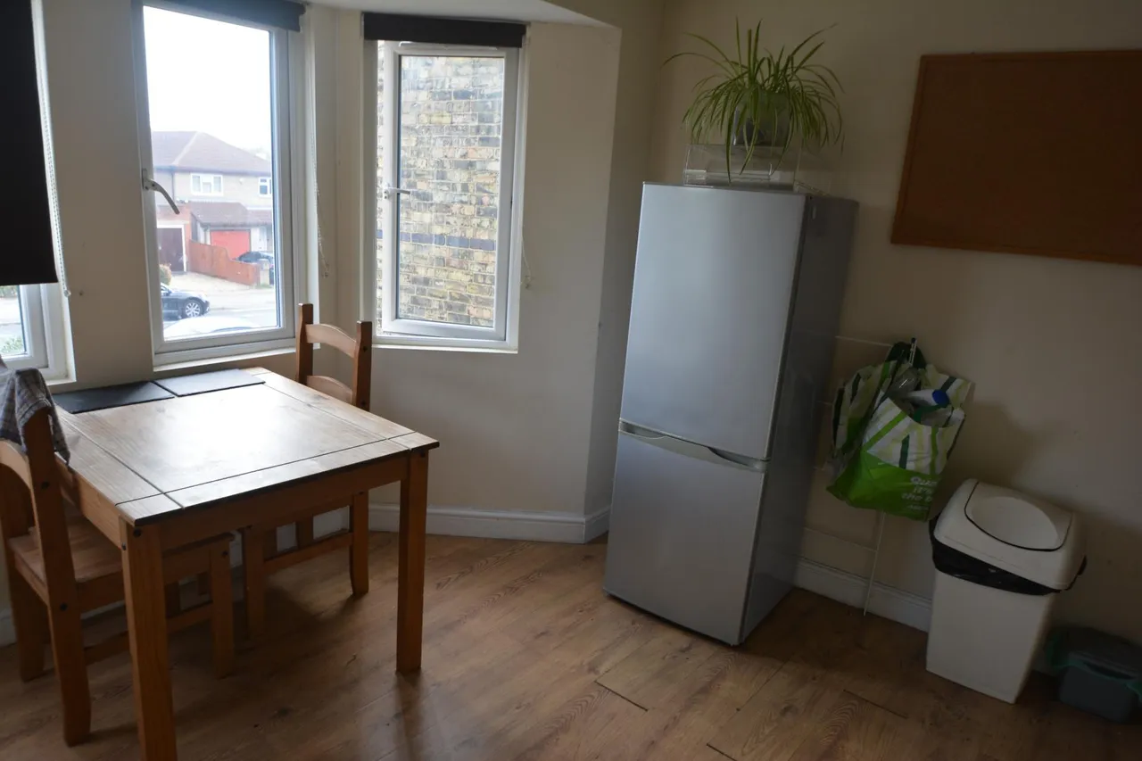 Fletton Avenue, Fletton, Peterborough, PE2, photo 3