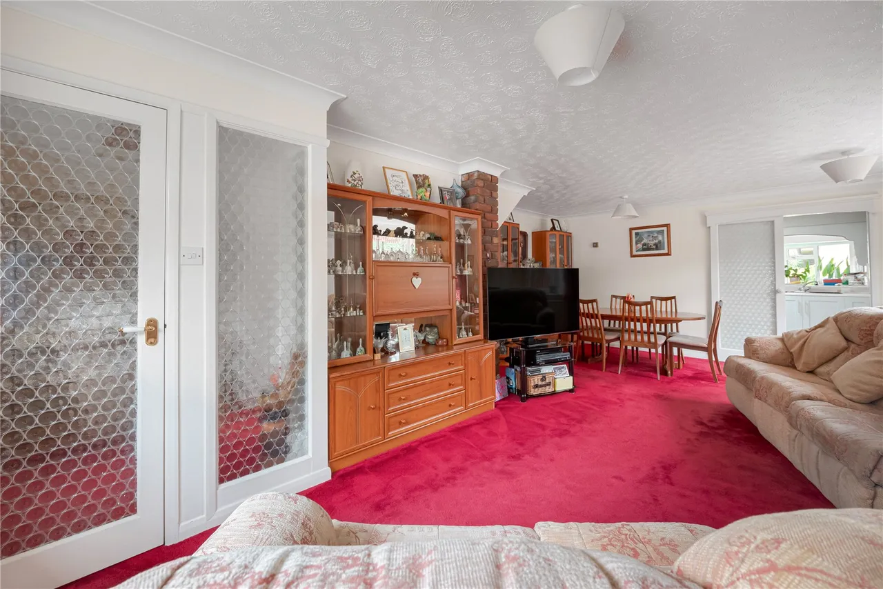 Fenns Lane, West End, GU24, photo 47