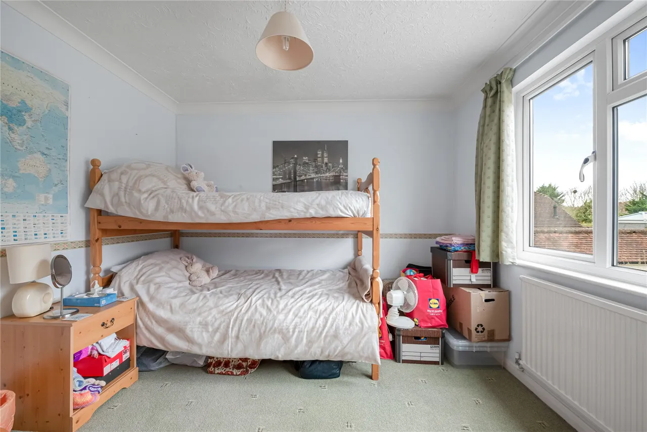 Fenns Lane, West End, GU24, photo 36