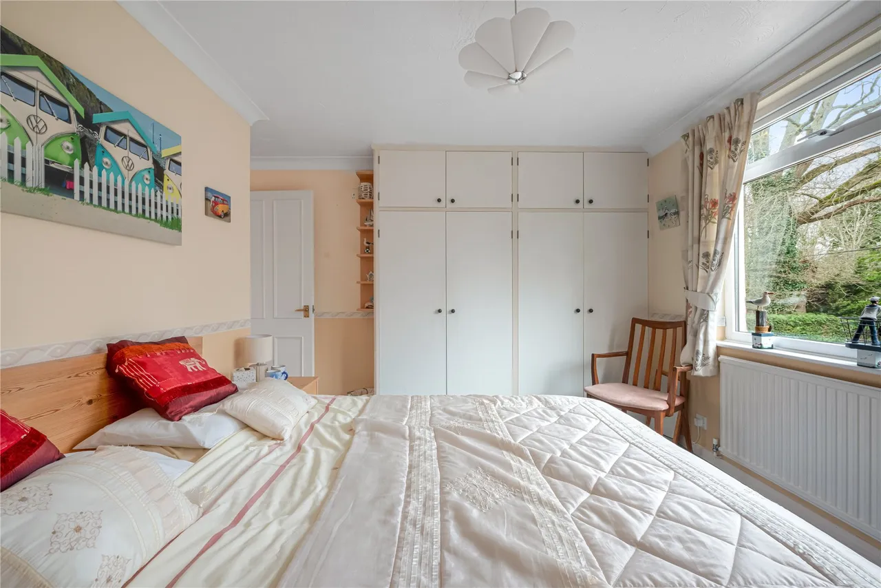 Fenns Lane, West End, GU24, photo 34
