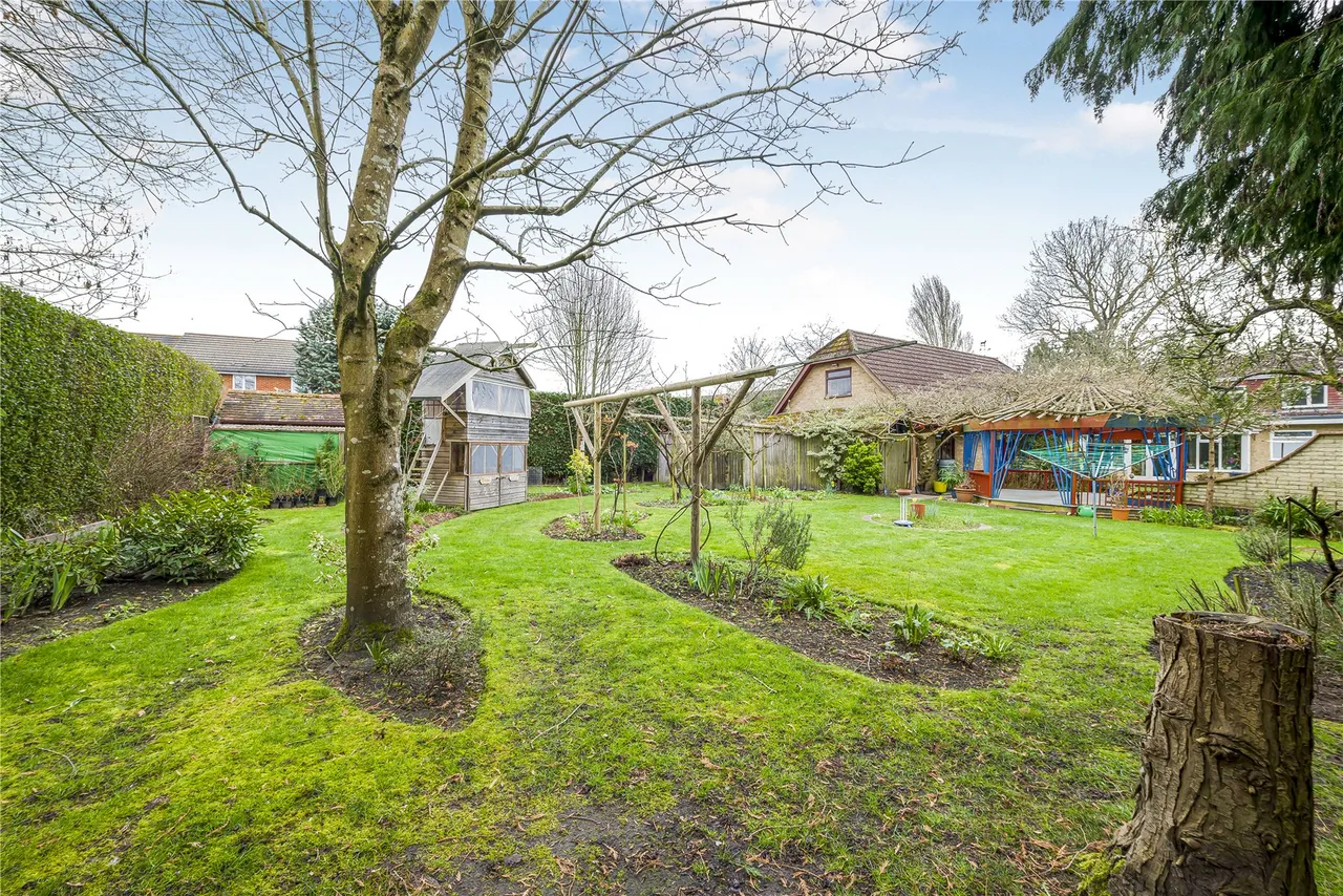 Fenns Lane, West End, GU24, photo 10
