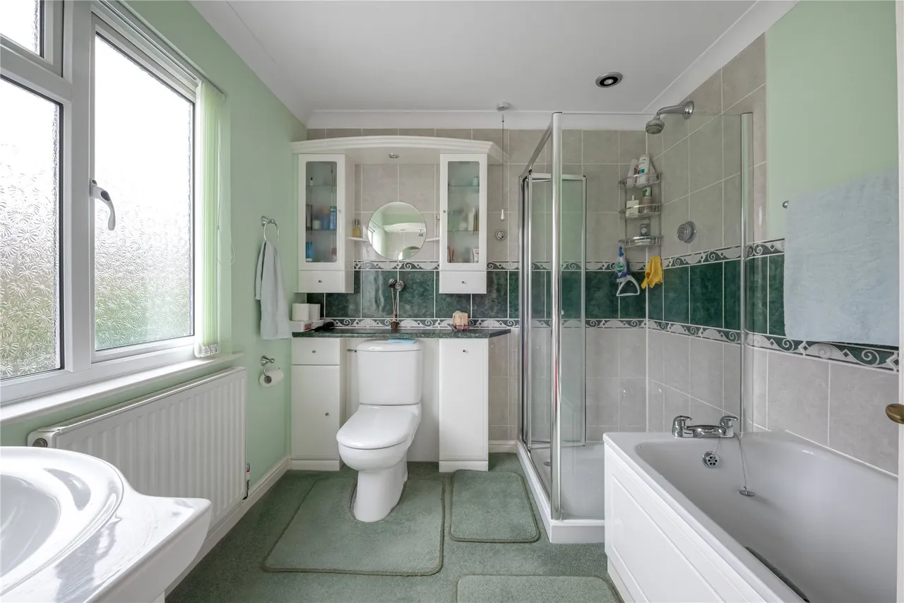 Fenns Lane, West End, GU24, photo 39