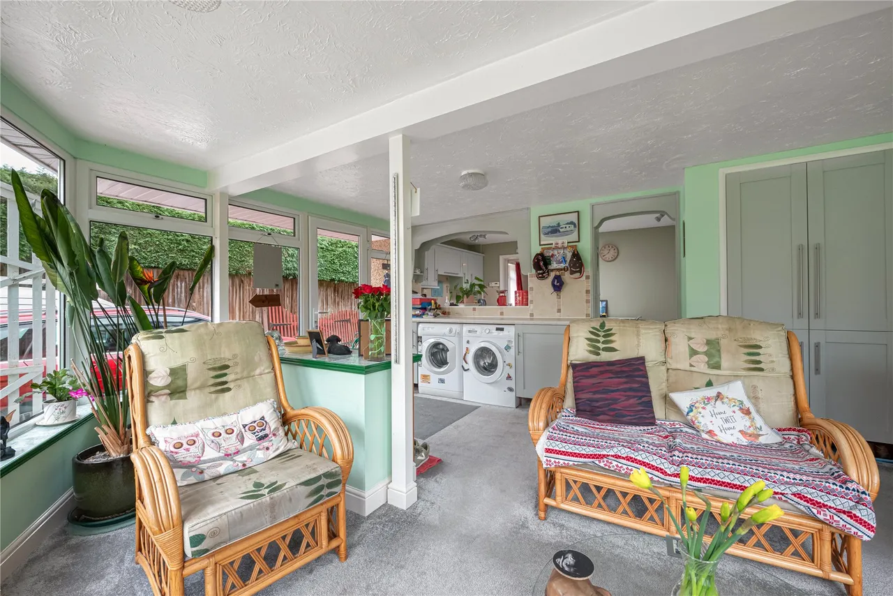 Fenns Lane, West End, GU24, photo 52