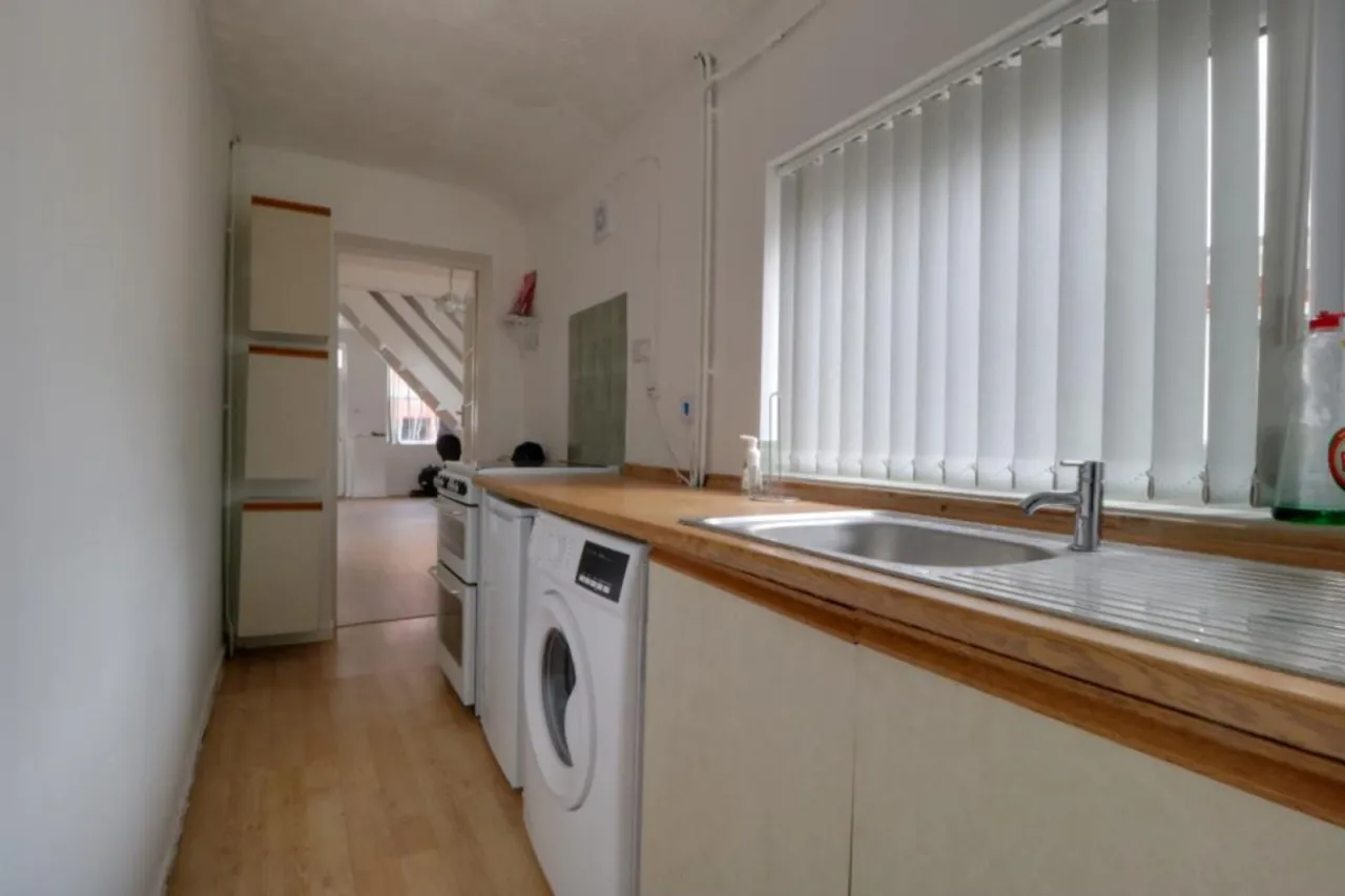 Jervison Street, Stoke-on-trent, photo 7