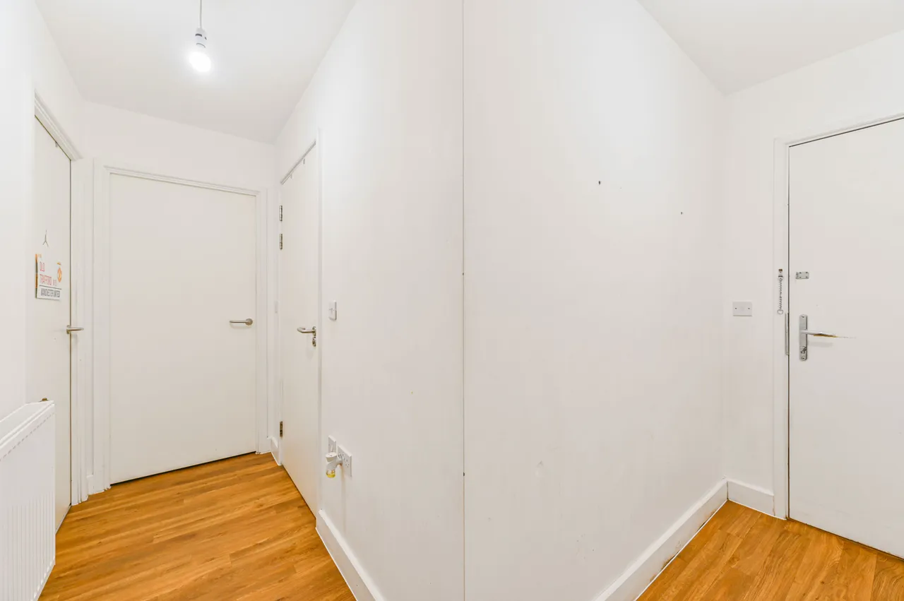 6 Ferdinand Court, Adenmore Road, London, photo 8