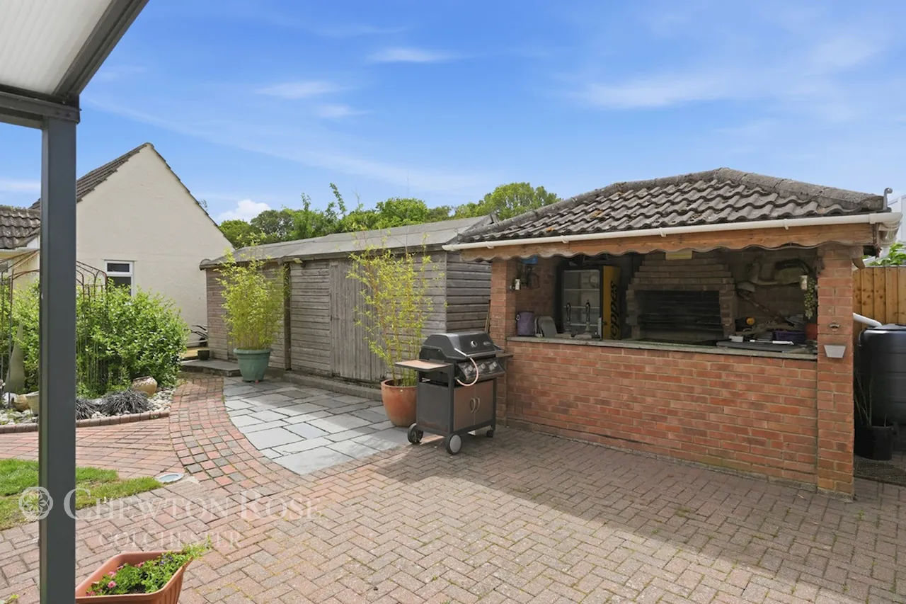 Moor Hall Lane, Danbury, photo 22