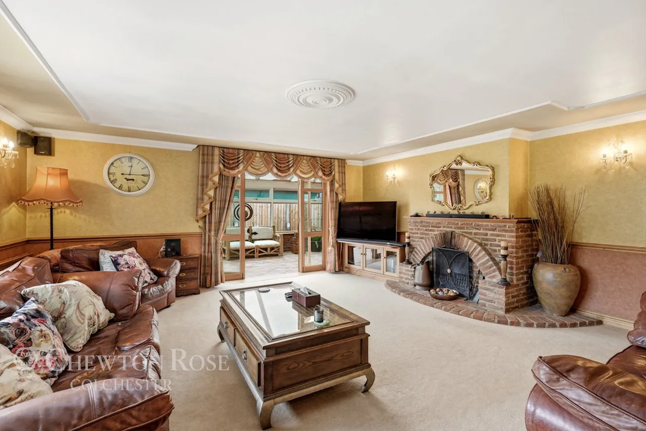 Moor Hall Lane, Danbury, photo 7