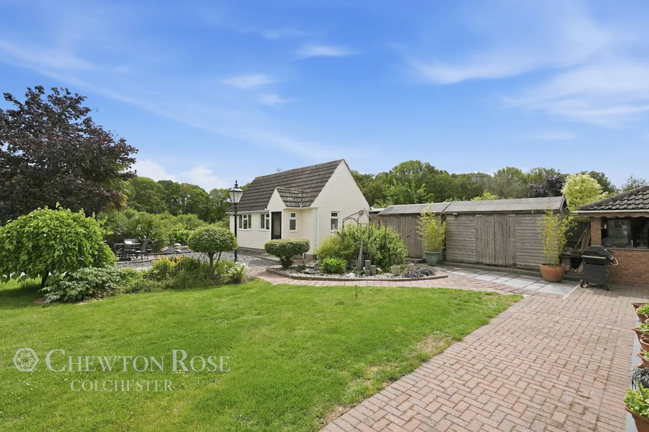 Moor Hall Lane, Danbury, photo 25