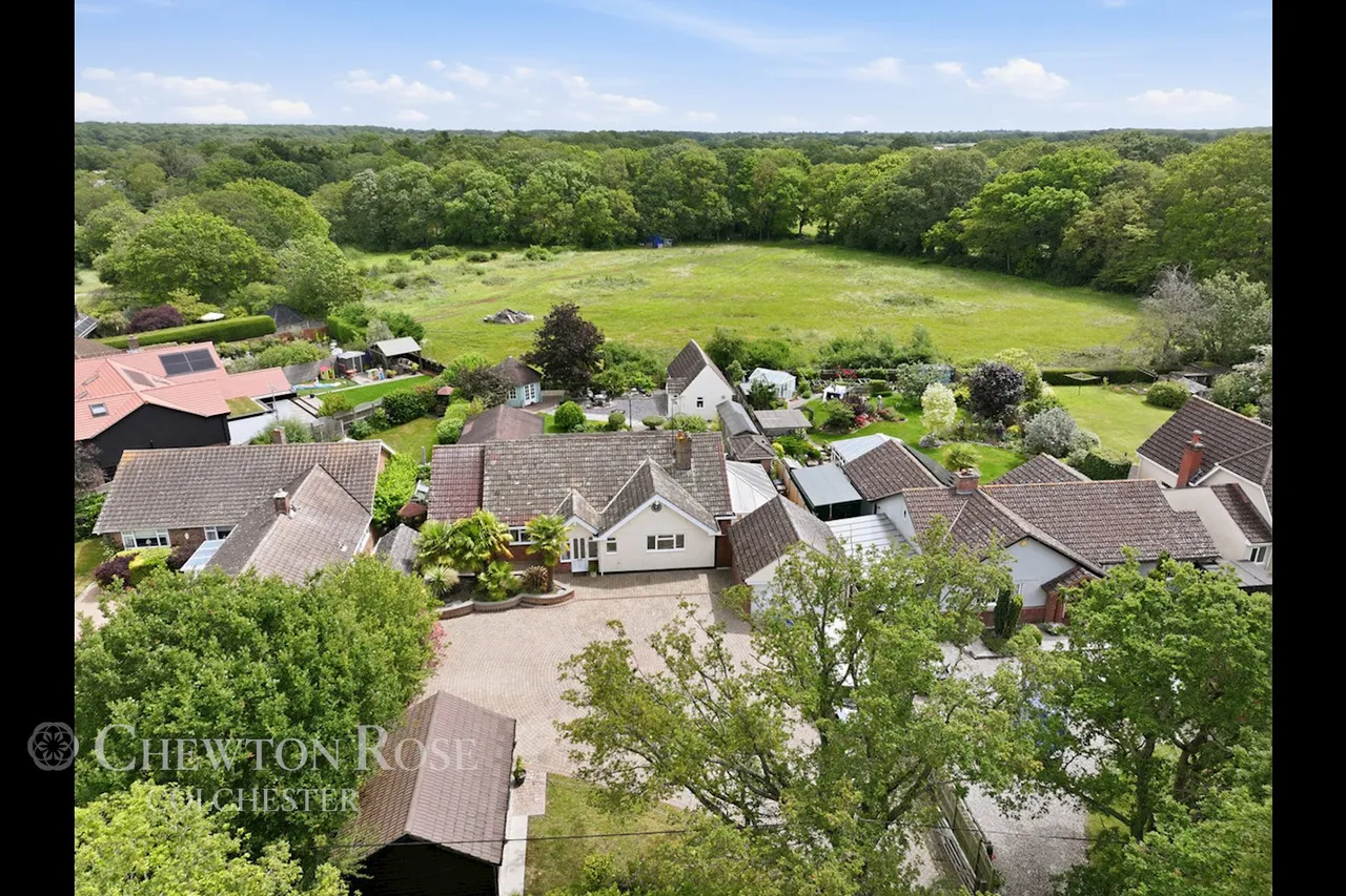 Moor Hall Lane, Danbury, photo 33