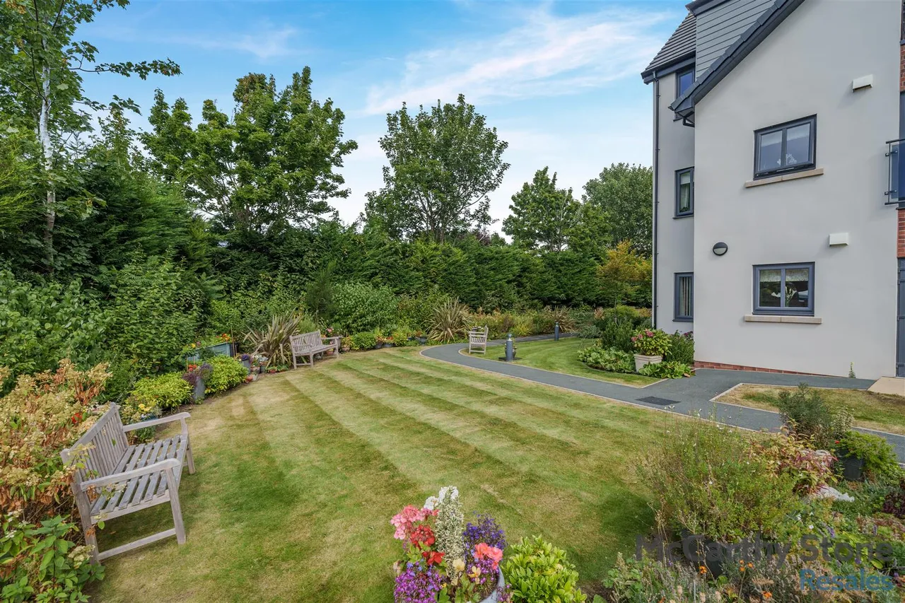 Burlington Gardens, Leyland, PR25, photo 21