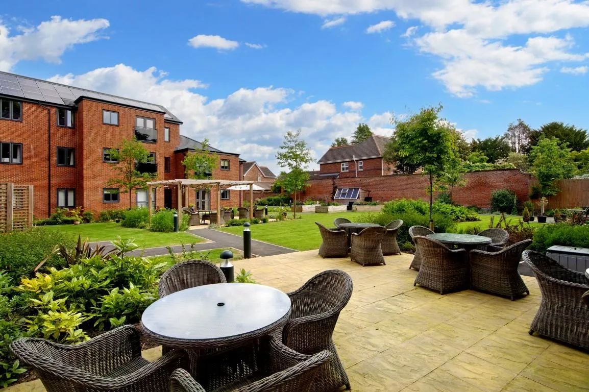 Burlington Gardens, Leyland, PR25, photo 18