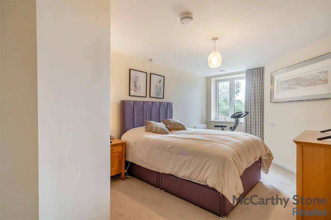 Burlington Gardens, Leyland, PR25, photo 8