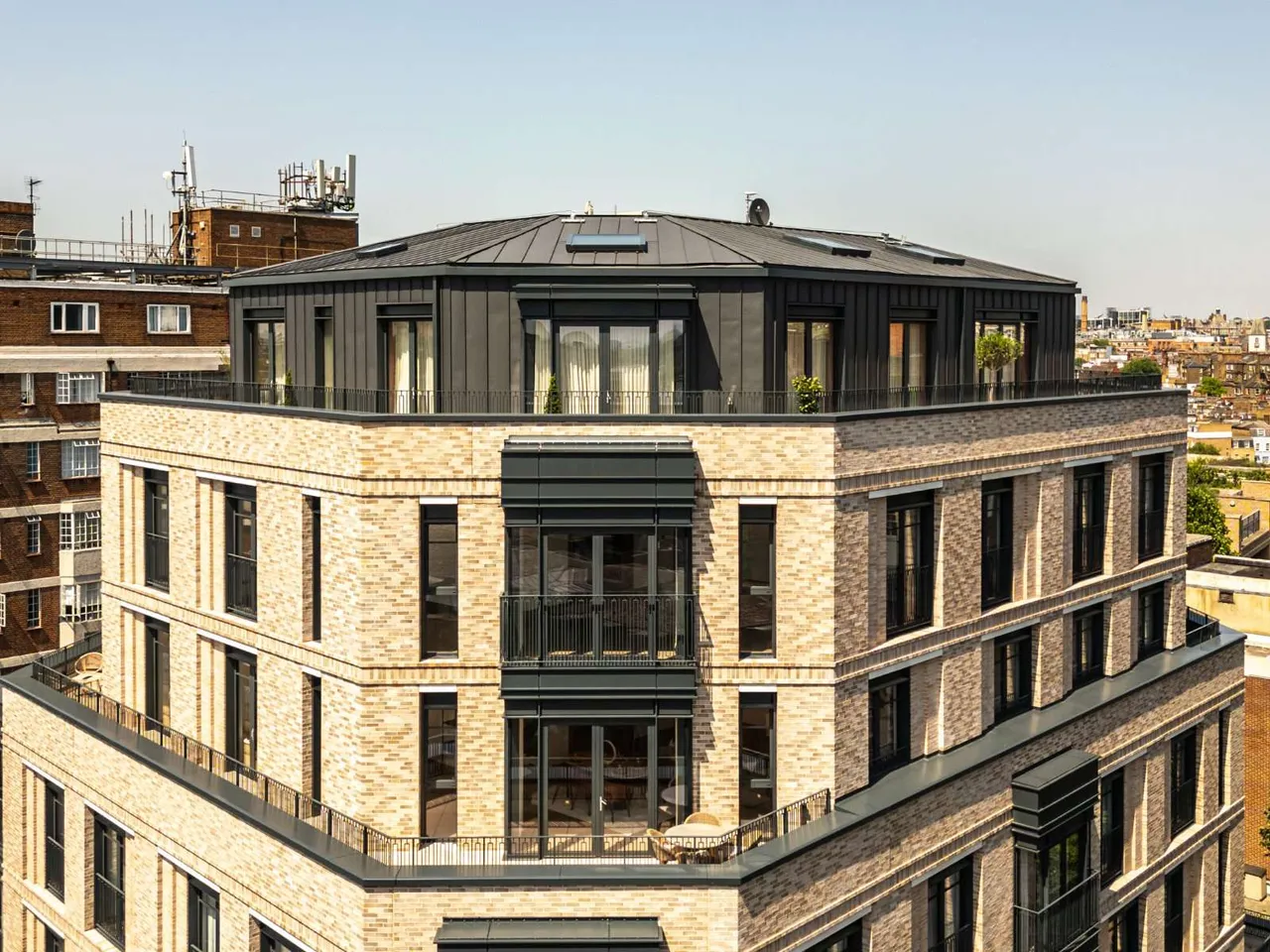 1 bed new development for sale — The Lucan, Lucan Place, London, SW3 3PB
