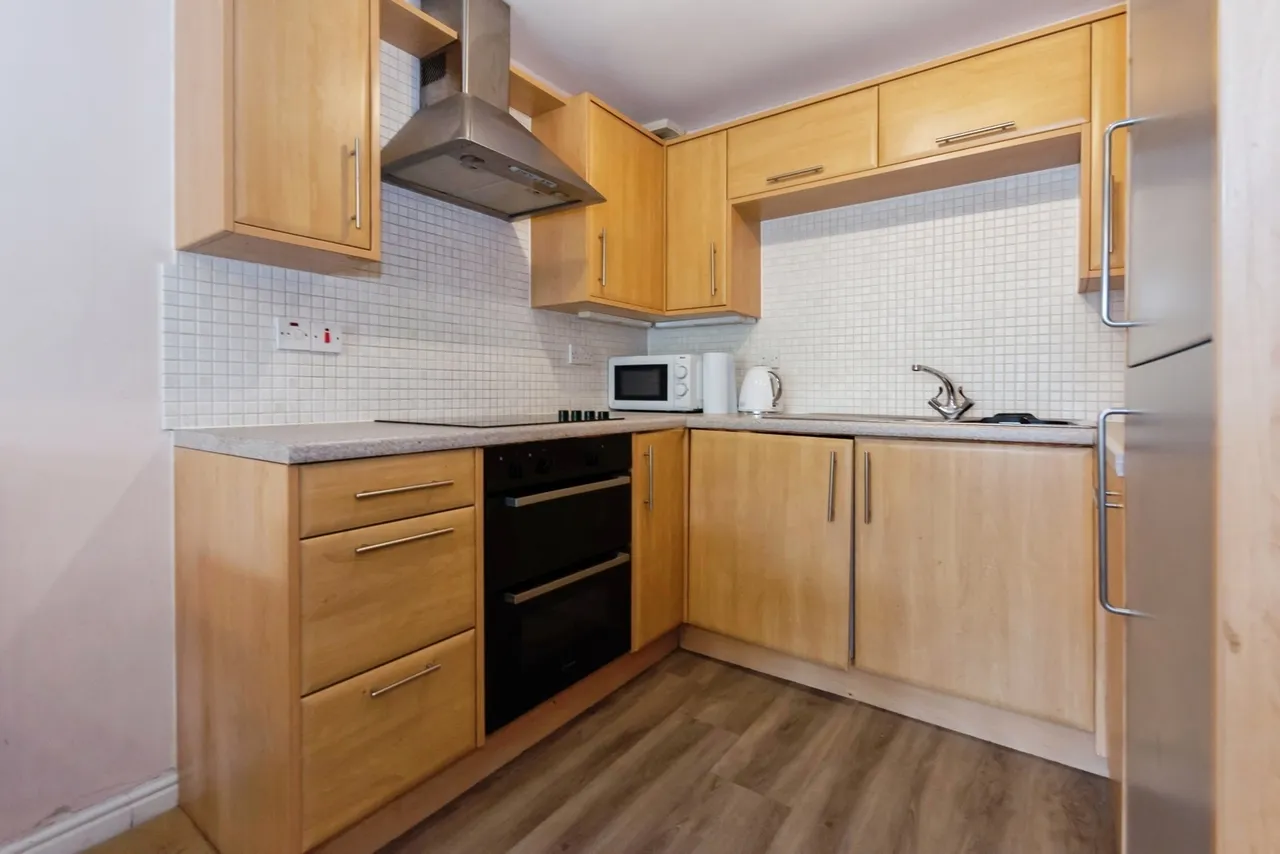 Warwick Road, Solihull, B92, photo 8