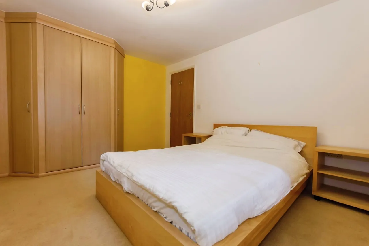 Warwick Road, Solihull, B92, photo 13