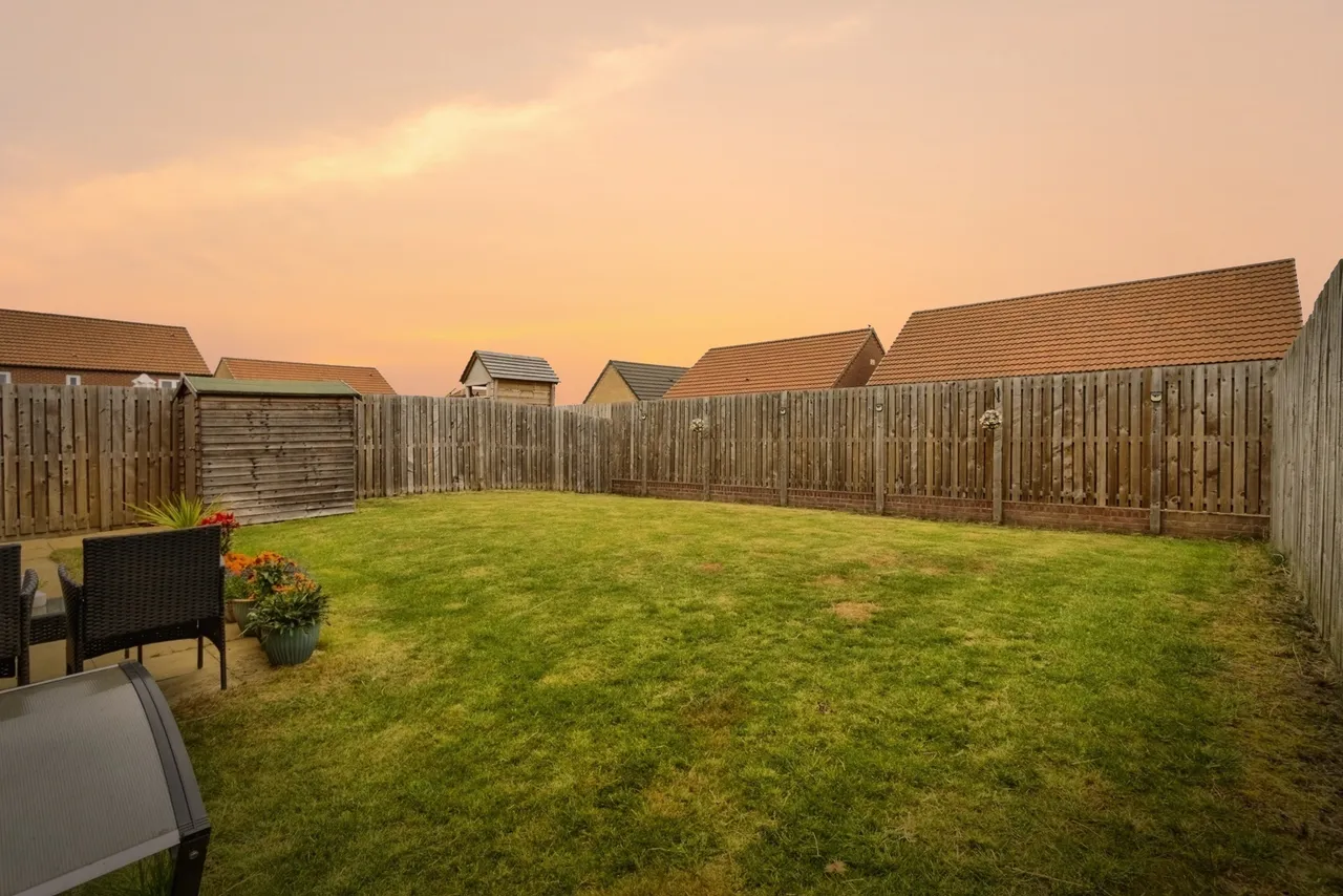 Stanley Hall Drive, Wakefield, West Yorkshire, WF1, photo 4